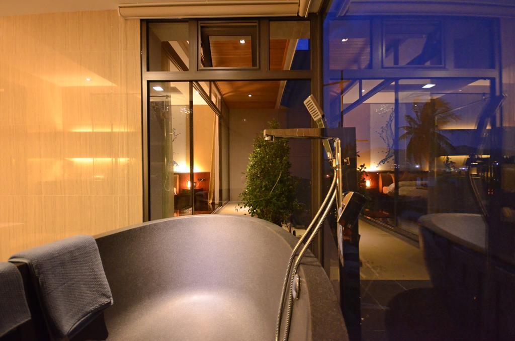Aqua Villa Rawai Exteriör bild